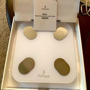 The Dara BMI Fit track Bluetooth Scale